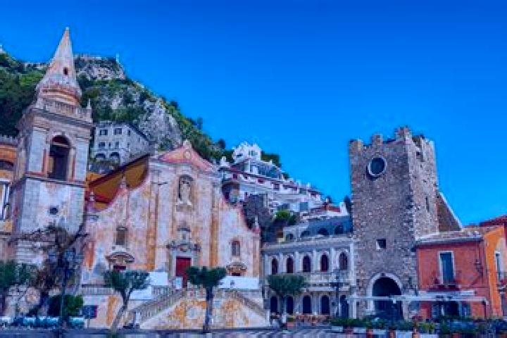 Kinsley, 32 — Escort in Frontino, Italy