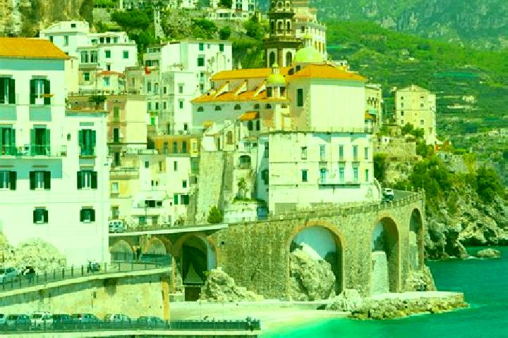 Kinsley, 32 — Escort in Labso, Italy