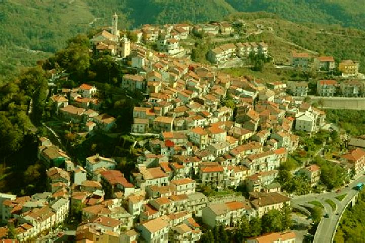 Kinsley, 32 — Escort in Latronico, Italy