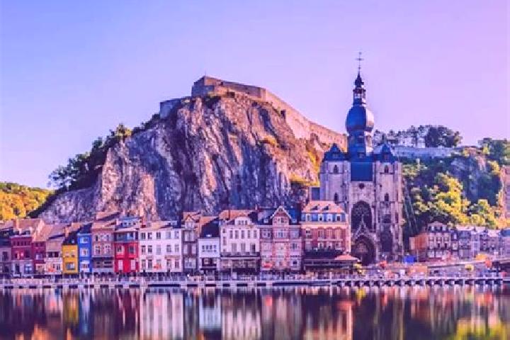 Kinsley, 32 — Escort in Nodebais, Belgium