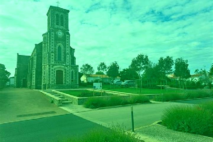 Kinsley, 32 — Escort in Saint-Reverend, France