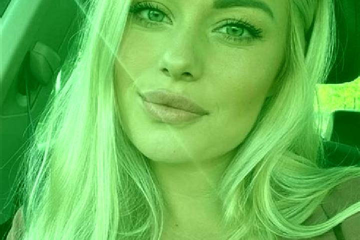 Kinsley, 33, a blonde hazel-eyed european companion based in Bishopville. Offering Overnight, A-Level, Fetish. Available for incall and outcall, day and even...