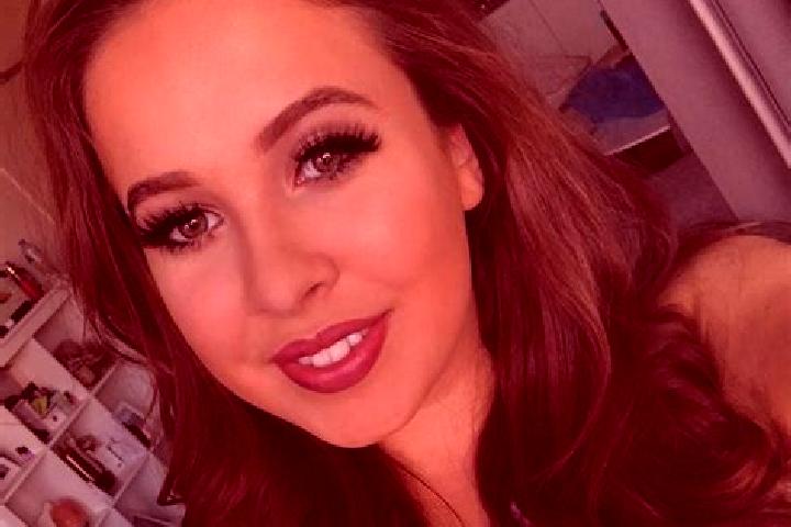 Kinsley, 33, a dark blonde amber-eyed slavic companion based in Ubirata. Offering Tantra, Duos, Erotic Massage. Available for incall and outcall, day and eve...