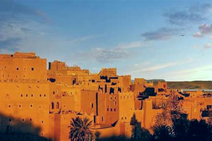 Kinsley, 33 — Escort in Ait Khallouf, Morocco