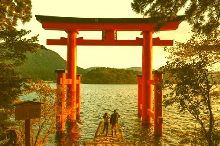 Kinsley, 33 — Escort in Hakone, Japan