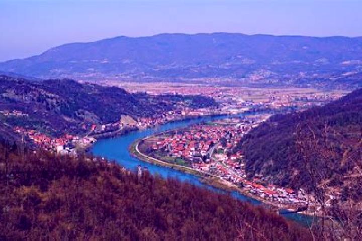 Kinsley, 33 — Escort in Karakaj, Bosnia and Herzegovina