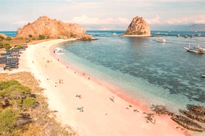 Kinsley, 33 — Escort in Lotu, Indonesia