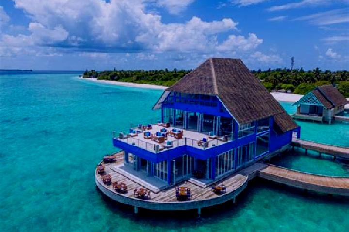 Kinsley, 33 — Escort in Un goofaaru, Maldives