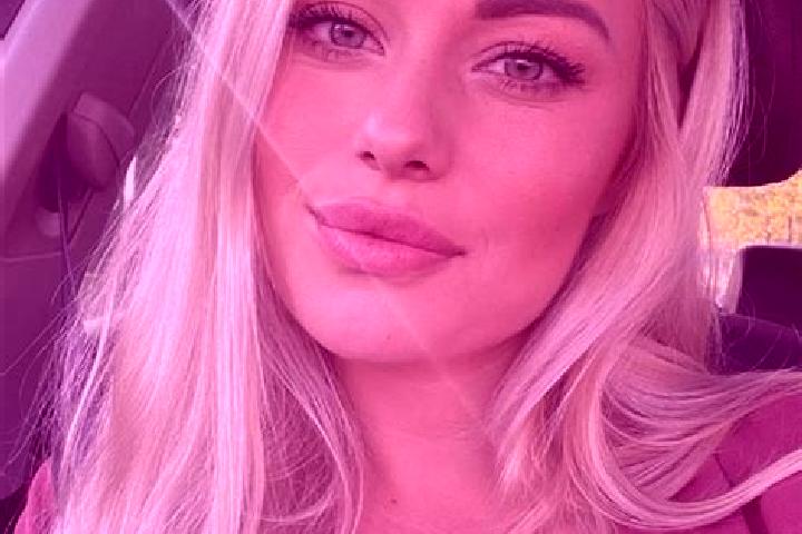 Kinsley, 34, a blonde hazel-eyed caribbean companion based in Novodugino. Offering CIM, GFE, Dinner Date. Available for incall and outcall, overnight booking...