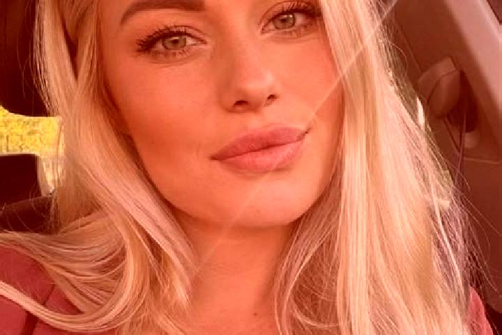 Kinsley, 34, a blonde hazel-eyed slavic companion based in Luoqi. Offering BDSM, Travel Companion, Prostate Massage, A-Level. Available for incall and outcal...