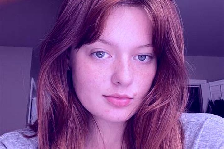 Kinsley, 34, a red brown-eyed mixed companion based in Shabian. Offering Duos, Girlfriend Experience, Party Girl, Tantra. Available for incall and outcall, o...