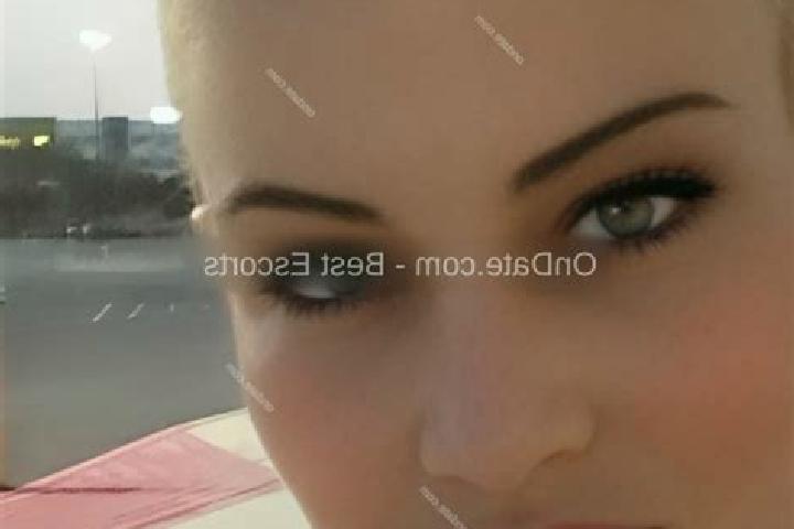 Kinsley, 34 — Escort in Ciuslea, Romania