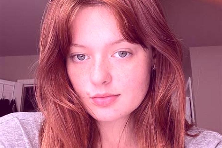 Kinsley, 35, a red green-eyed caucasian companion based in Herradura. Offering Striptease, Dinner Date, CIM. Available for incall and outcall, day and evenin...