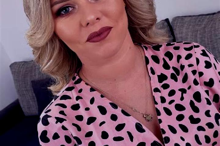Kinsley, 35 — Escort in Bargauani, Romania