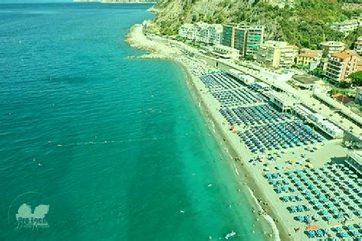 Kinsley, 35 — Escort in Deiva Marina, Italy