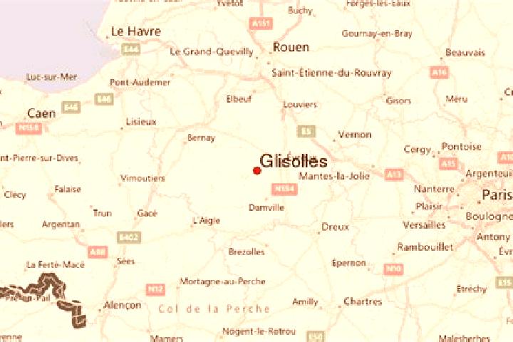 Kinsley, 35 — Escort in Glisolles, France