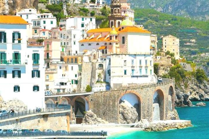 Kinsley, 35 — Escort in Gragnana, Italy