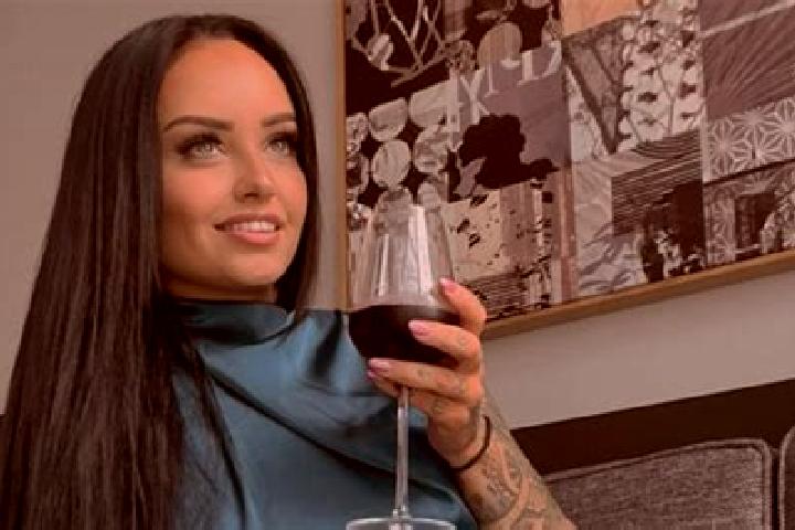 Kinsley, 35 — Escort in Rose Lodge, United States