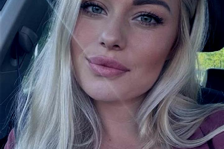 Kinsley, 36, a blonde hazel-eyed indian companion based in Krocok. Offering 69, BDSM, CIM, Domination. Available for incall and outcall, overnight bookings a...