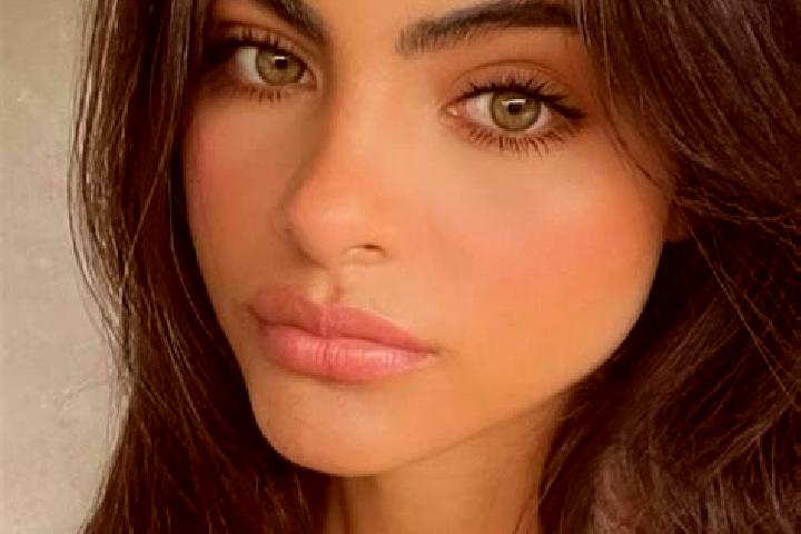 Kinsley, 36, a chestnut dark-eyed caucasian companion based in Roumoules. Offering Travel Companion, Massage, Couples. Available for incall and outcall, over...