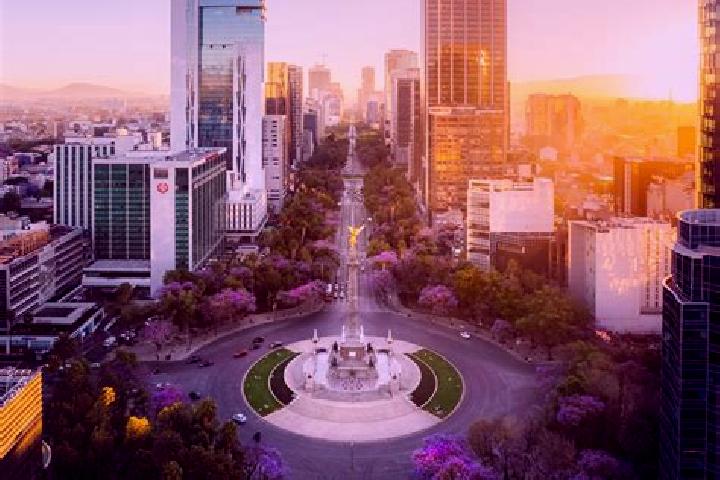 Kinsley, 36 — Escort in Churipitzeo, Mexico