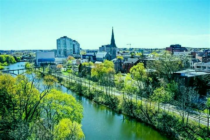 Kinsley, 36 — Escort in Guelph, Canada