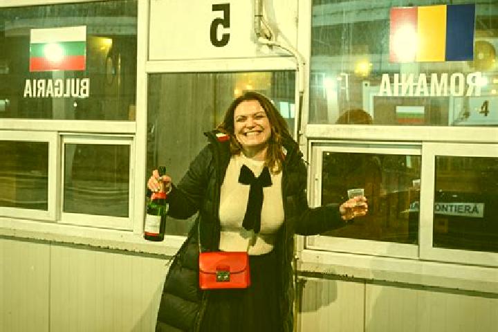Kinsley, 36 — Escort in Slavesti, Romania