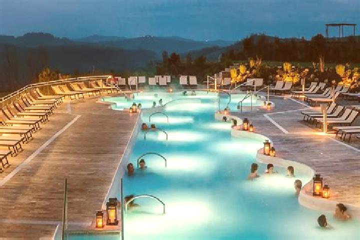 Kinsley, 37 — Escort in Rapolano Terme, Italy