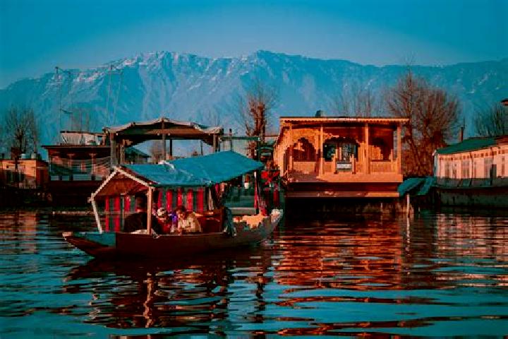 Kinsley, 37 — Escort in Shopian, India