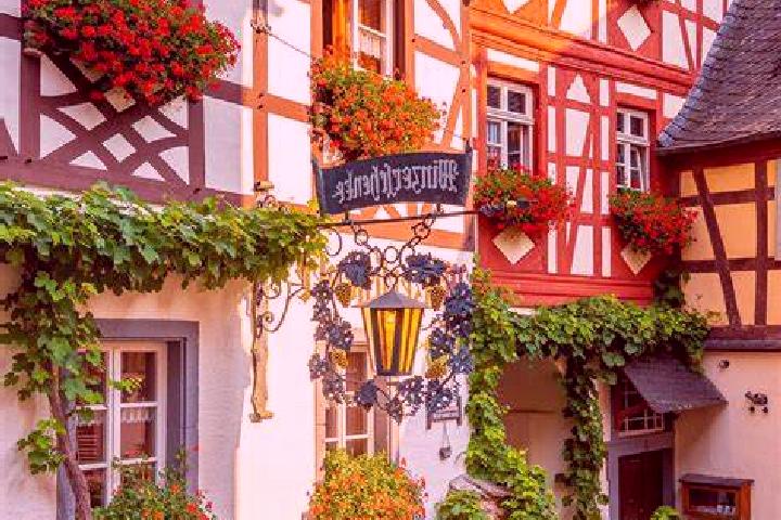 Kinsley, 37 — Escort in Wiegendorf, Germany