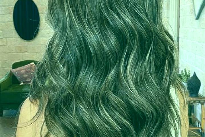 Kinsley, 38, a brunette grey-eyed european companion based in Sambirejo. Offering Dinner Date, Tantra, BDSM. Available for incall and outcall, day and evenin...