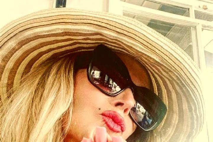 Kinsley, 38 — Escort in Cista, Czech Republic