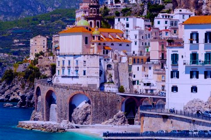 Kinsley, 38 — Escort in Covelo, Italy