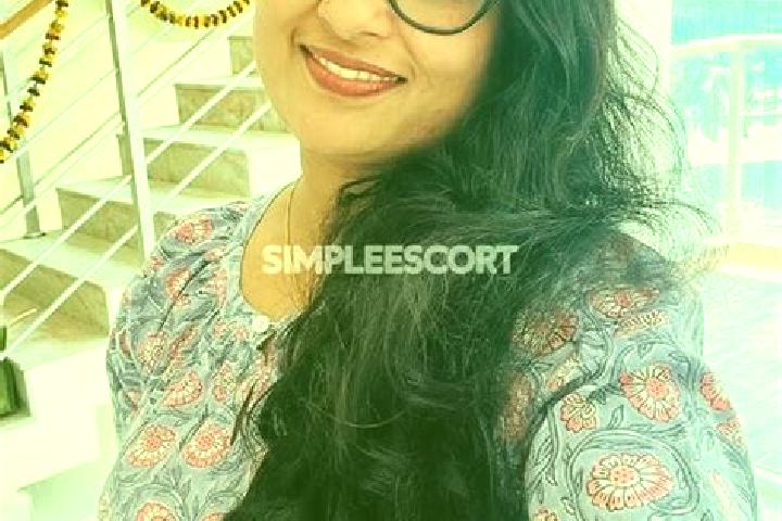 Kinsley, 38 — Escort in Madurai, India