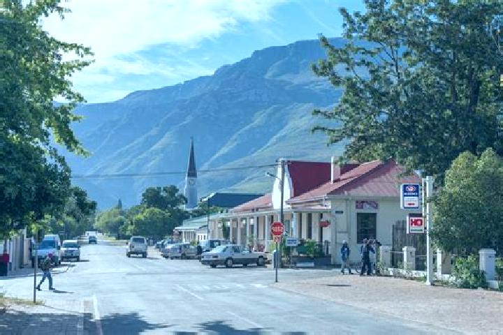 Kinsley, 38 — Escort in Migdol, South Africa