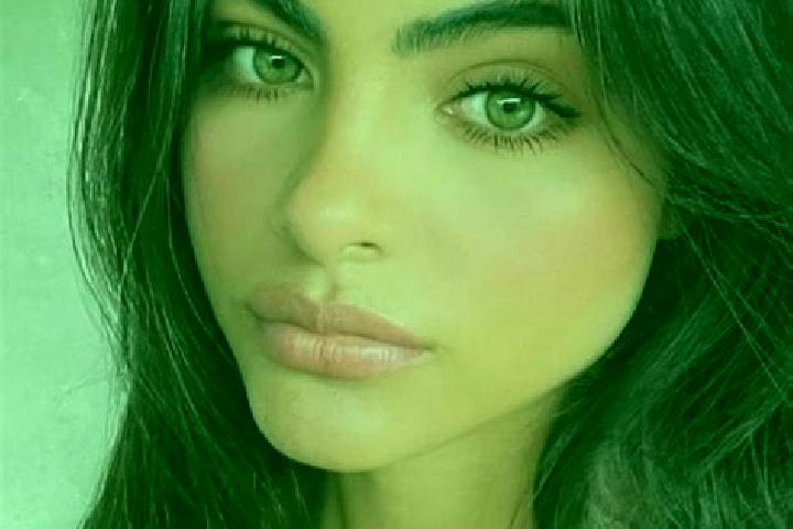 Kinsley, 39, a brunette green-eyed indian companion based in Bois-de-Cene. Offering OWO, GFE, 69. Available for incall and outcall, overnight bookings availa...