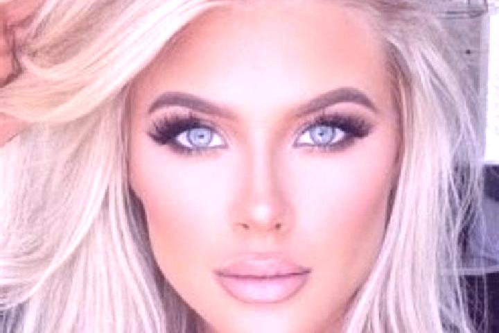 Kinsley, 39, a platinum blonde amber-eyed indian companion based in Bar Beach. Offering Roleplay, CIM, Massage. Available for incall and outcall, overnight b...