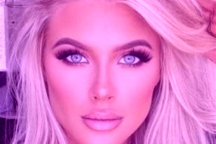 Kinsley, 39, a platinum blonde grey-eyed latina companion based in Hadsund. Offering Deep French Kissing, A-Level. Available for incall and outcall, day and ...