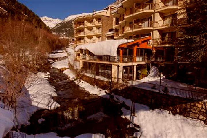 Kinsley, 39 — Escort in Arinsal, Andorra