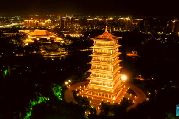 Kinsley, 39 — Escort in Chanba, China