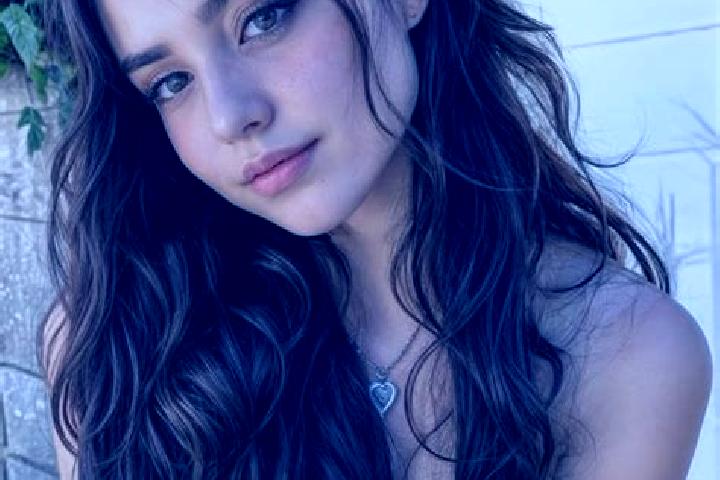 Layla, 20, a auburn amber-eyed middle eastern companion based in Starobesheve. Offering Party Girl, Dinner Date, 69. Available for incall and outcall, day an...