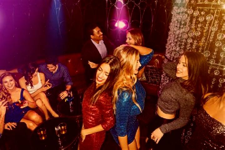 Layla, 20, a chestnut dark-eyed mediterranean companion based in Jard-sur-Mer. Offering GFE, Prostate Massage, Party Girl. Available for incall and outcall, ...