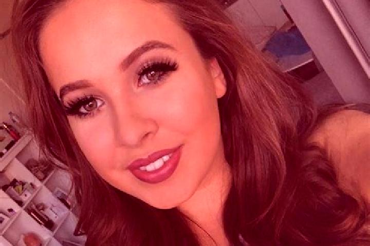 Layla, 20, a chestnut green-eyed mixed companion based in Rocca di Capri Leone. Offering Dinner Date, Overnight, 69, Fetish. Available for incall and outcall...