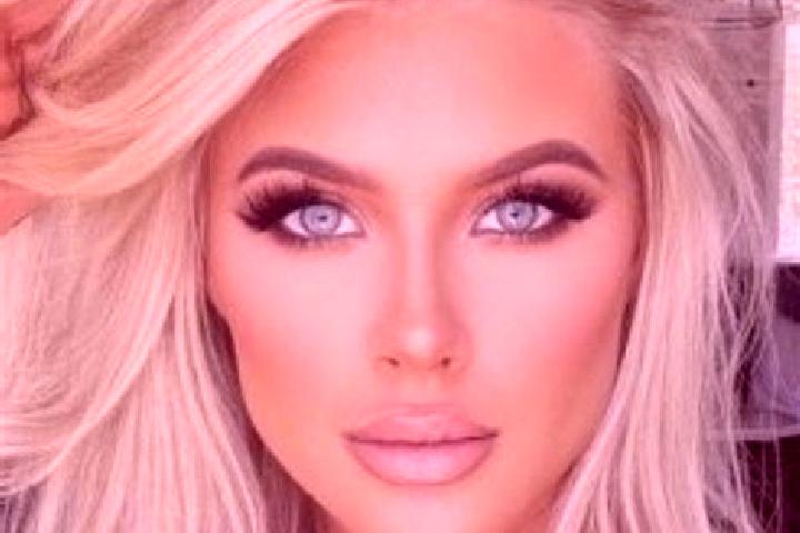 Layla, 20, a platinum blonde blue-eyed european companion based in Klampis. Offering Roleplay, A-Level, Striptease, Couples, CIM. Available for incall and ou...