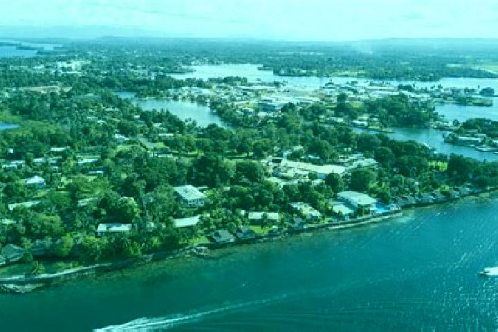 Layla, 20 — Escort in Madang, Papua New Guinea