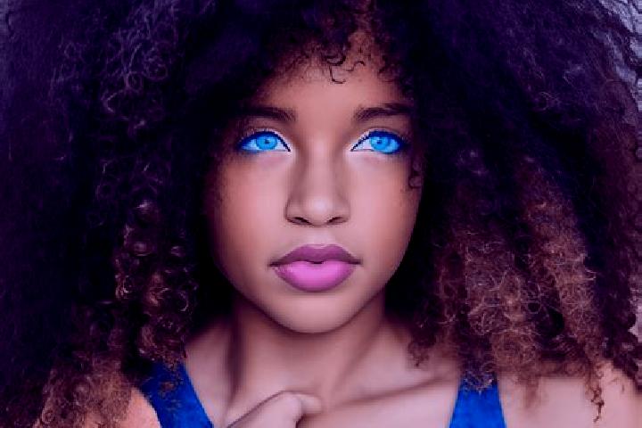 Layla, 21, a black blue-eyed mixed companion based in Luganskoye. Offering Tantra, 69, Couples. Available for incall and outcall, overnight bookings available.