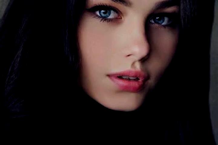 Layla, 21, a black dark-eyed caucasian companion based in Algeciras. Offering A-Level, Roleplay, Tantra. Available for incall and outcall, day and evening da...