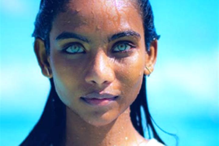Layla, 21, a chestnut blue-eyed indian companion based in Locust Valley. Offering 69, GFE, OWO, BDSM. Available for incall and outcall, overnight bookings av...
