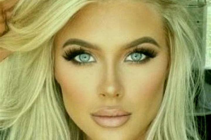 Layla, 21, a platinum blonde hazel-eyed european companion based in Mariyenburg. Offering Dinner Date, Prostate Massage, 69. Available for incall and outcall...