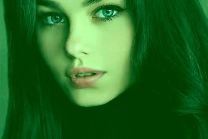 Layla, 21, a red grey-eyed slavic companion based in Sanga. Offering Overnight, GFE, A-Level. Available for incall and outcall, day and evening dates.